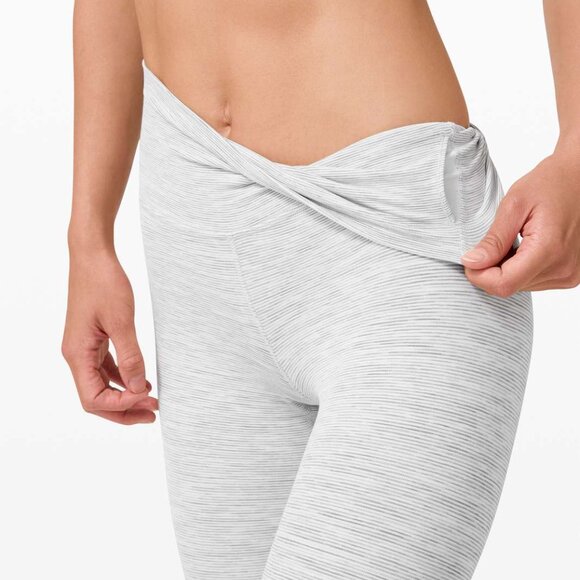Lululemon Align High-Rise Pant 25" - 4 - Wee Are From Space Nimbus Battleship - Picture 9 of 9